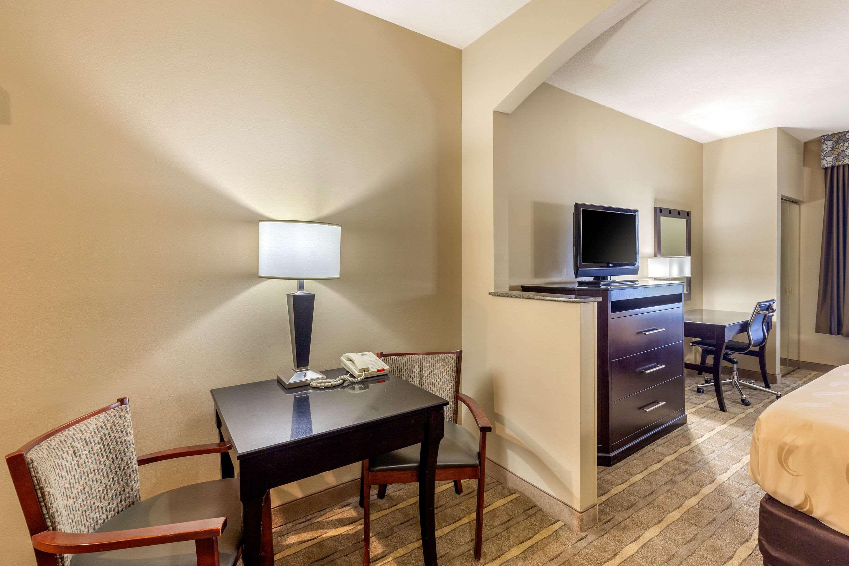 Quality Inn & Suites Durant Luaran gambar